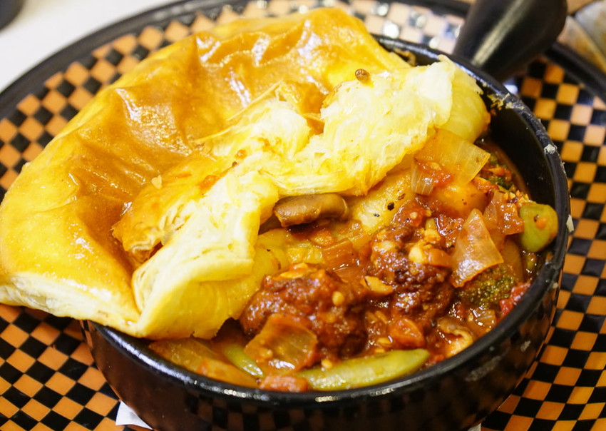 [高雄仁武美食]晚一點餐酒館-超人氣話題餐酒館!小酌約會聚餐好去處 - 美食好芃友