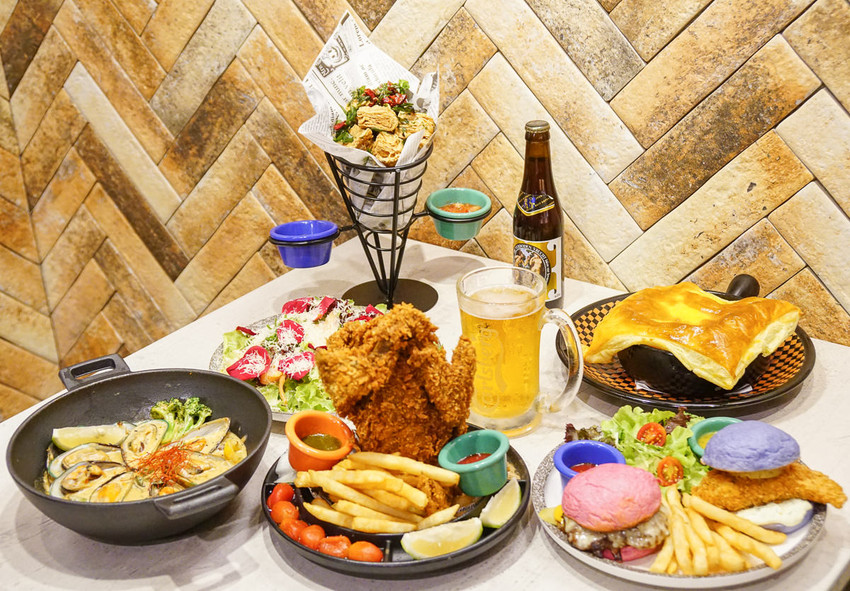 [高雄仁武美食]晚一點餐酒館-超人氣話題餐酒館!小酌約會聚餐好去處 - 美食好芃友