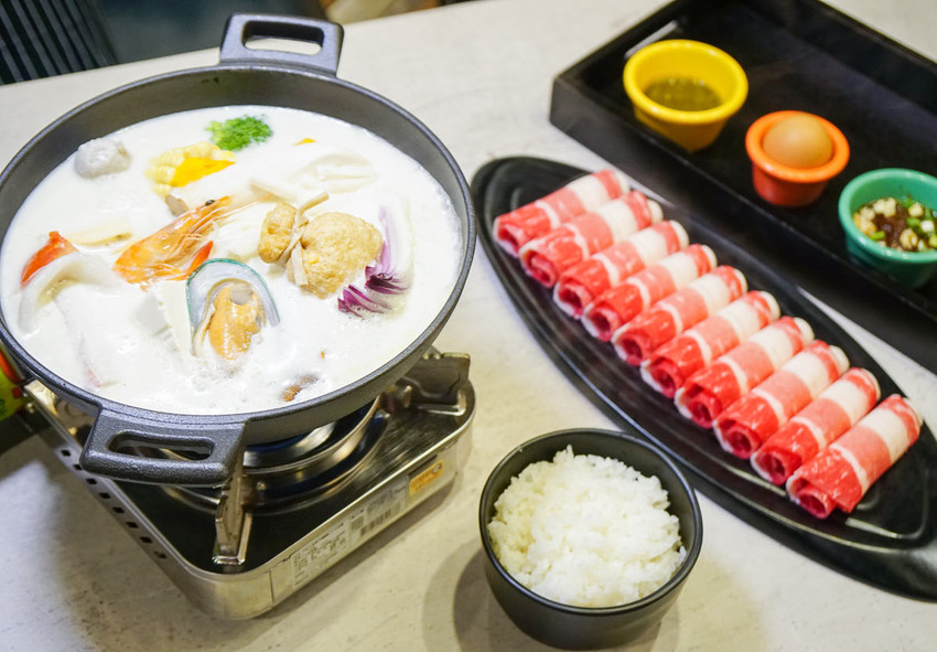 [高雄仁武美食]晚一點餐酒館-超人氣話題餐酒館!小酌約會聚餐好去處 - 美食好芃友