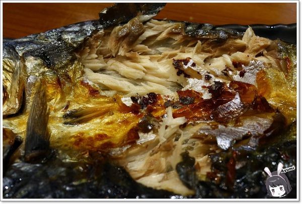龍壽司：[食記]►台南永康區◄龍壽司日本料理/生魚海鮮丼/蒜頭炒飯/可樂餅/烤鯖魚/洋蔥醋/茶碗蒸/西瓜綿魚頭湯