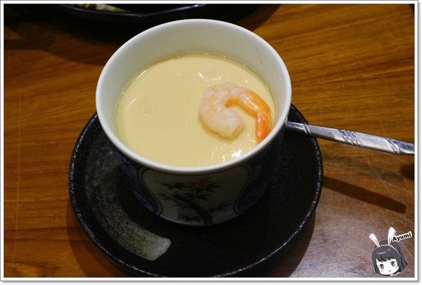 龍壽司：[食記]►台南永康區◄龍壽司日本料理/生魚海鮮丼/蒜頭炒飯/可樂餅/烤鯖魚/洋蔥醋/茶碗蒸/西瓜綿魚頭湯