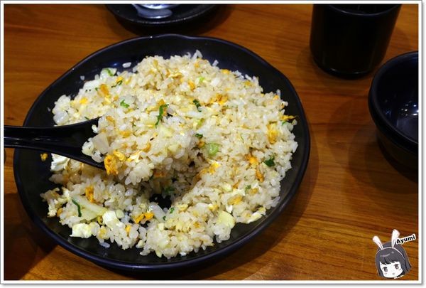 龍壽司：[食記]►台南永康區◄龍壽司日本料理/生魚海鮮丼/蒜頭炒飯/可樂餅/烤鯖魚/洋蔥醋/茶碗蒸/西瓜綿魚頭湯