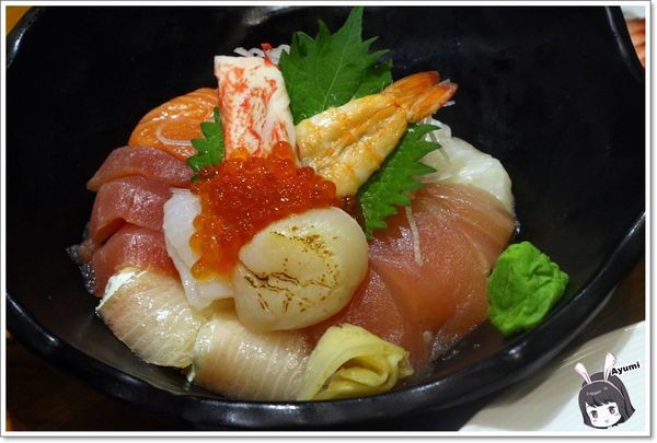 龍壽司：[食記]►台南永康區◄龍壽司日本料理/生魚海鮮丼/蒜頭炒飯/可樂餅/烤鯖魚/洋蔥醋/茶碗蒸/西瓜綿魚頭湯