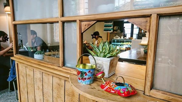 38763912_2002444173120595_8854381853038084096_n