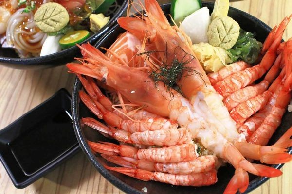 【台北美食】五漁村丼飯屋-食材比一般還要厚一倍以上的巷弄版美食