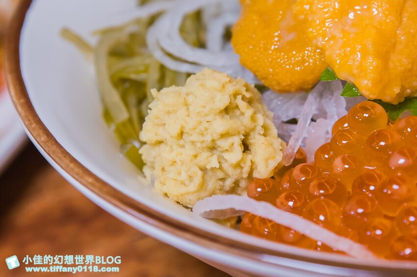 五漁村丼飯屋/味噌湯和醋飯無限量續點絕對能吃飽/海鮮丼直接給妳七種生魚片超划算/內湖美食推薦