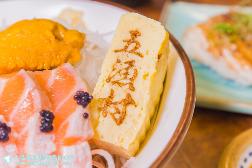 五漁村丼飯屋/味噌湯和醋飯無限量續點絕對能吃飽/海鮮丼直接給妳七種生魚片超划算/內湖美食推薦
