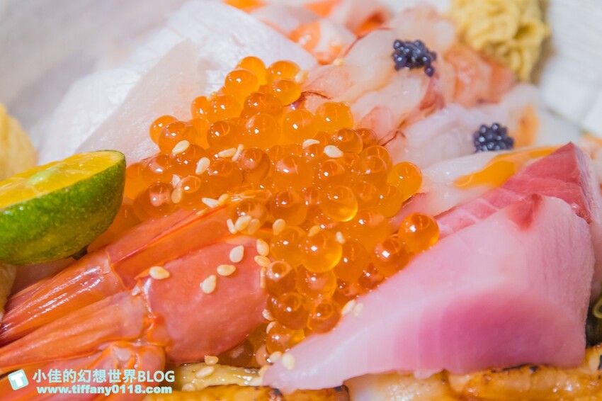 五漁村丼飯屋/味噌湯和醋飯無限量續點絕對能吃飽/海鮮丼直接給妳七種生魚片超划算/內湖美食推薦