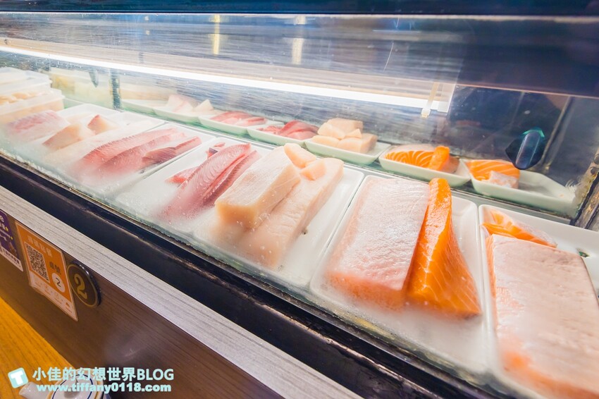 五漁村丼飯屋/味噌湯和醋飯無限量續點絕對能吃飽/海鮮丼直接給妳七種生魚片超划算/內湖美食推薦