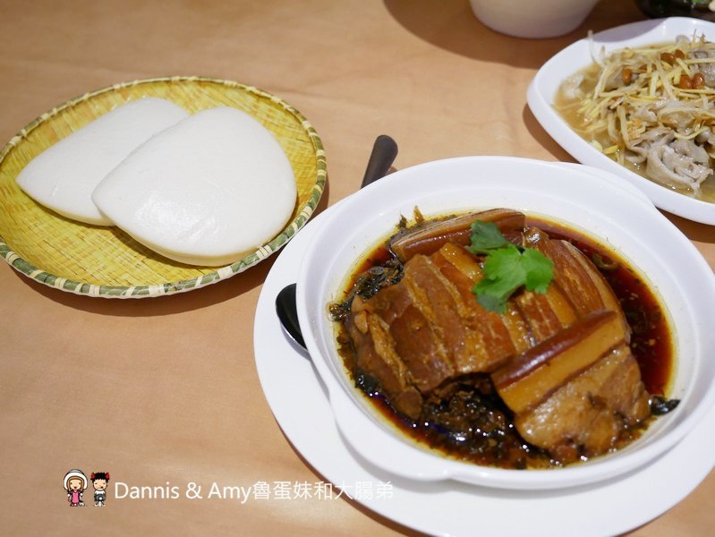 《竹北餐廳推薦》風城之月懷舊主題餐廳。穿越時空復古場景超好拍照x經典客家菜美食。聚餐尾牙春酒場地激推!︱ 影片 《竹北餐廳推薦》風城之月懷舊主題餐廳。穿越時空復古場景超好拍照x經典客家菜美食。聚餐尾牙春酒場地激推!︱ 影片