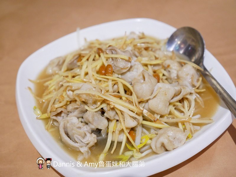 《竹北餐廳推薦》風城之月懷舊主題餐廳。穿越時空復古場景超好拍照x經典客家菜美食。聚餐尾牙春酒場地激推!︱ 影片 《竹北餐廳推薦》風城之月懷舊主題餐廳。穿越時空復古場景超好拍照x經典客家菜美食。聚餐尾牙春酒場地激推!︱ 影片