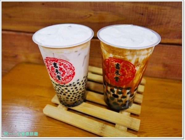 吉禾堂(士林店)：士林夜市必喝珍奶 吉禾堂 飄浮黑糖波霸厚鮮奶～柴燒黑糖飲料專賣