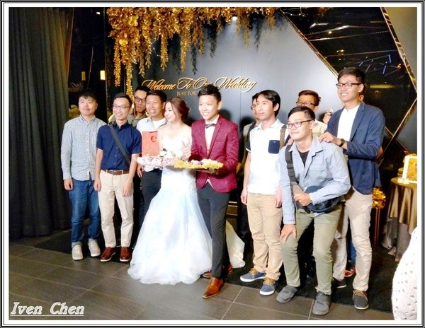 非常棧緍宴會館:《台中婚宴會館》2018.08.05參加好友鳳鳳的女兒結婚婚宴,在台中『非常棧新婚會館』