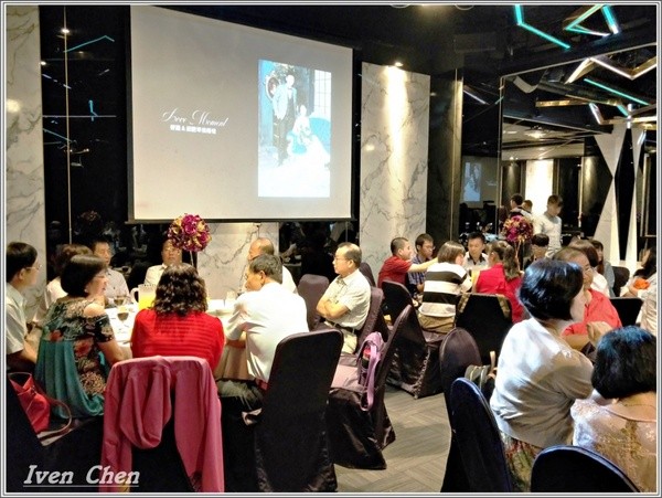 非常棧緍宴會館:《台中婚宴會館》2018.08.05參加好友鳳鳳的女兒結婚婚宴,在台中『非常棧新婚會館』