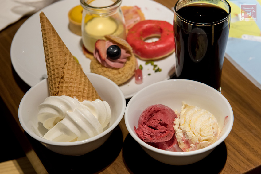 【臺南吃到飽】大員皇冠“元素全日餐廳”推出新菜色|臺灣好豬宴|鳳梨搭配新菜色|甜點繽紛講究~~元素全日餐廳 - 南人幫