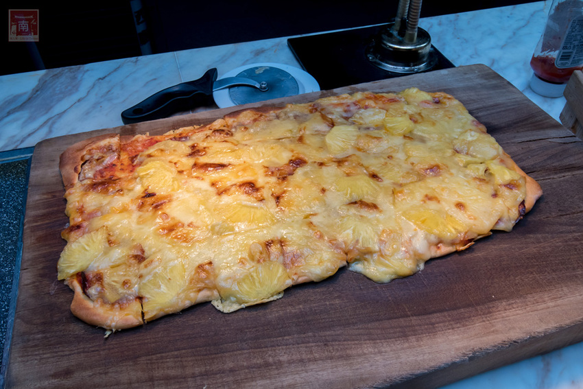 【臺南吃到飽】大員皇冠“元素全日餐廳”推出新菜色|臺灣好豬宴|鳳梨搭配新菜色|甜點繽紛講究~~元素全日餐廳 - 南人幫