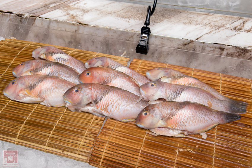 【臺南吃到飽】大員皇冠“元素全日餐廳”推出新菜色|臺灣好豬宴|鳳梨搭配新菜色|甜點繽紛講究~~元素全日餐廳 - 南人幫