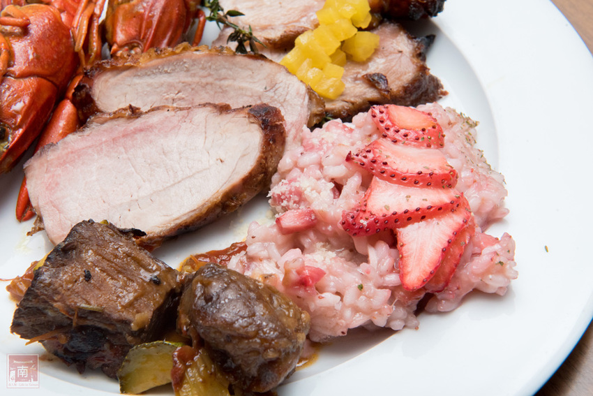 【臺南吃到飽】大員皇冠“元素全日餐廳”推出新菜色|臺灣好豬宴|鳳梨搭配新菜色|甜點繽紛講究~~元素全日餐廳 - 南人幫