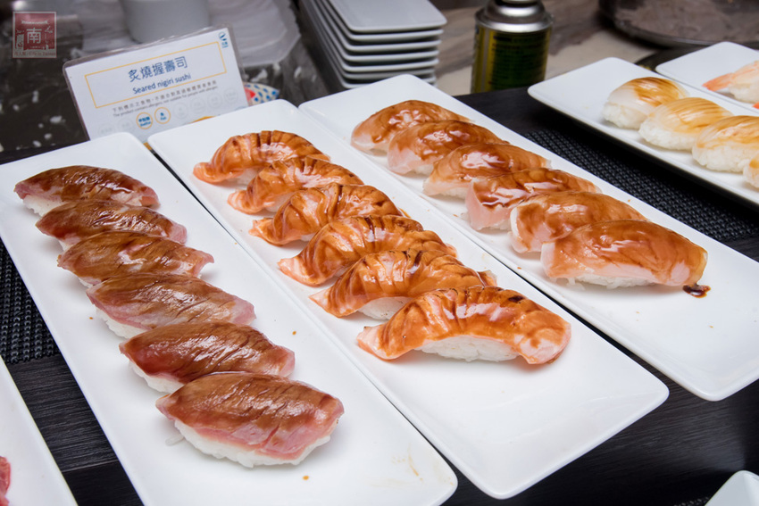 【臺南吃到飽】大員皇冠“元素全日餐廳”推出新菜色|臺灣好豬宴|鳳梨搭配新菜色|甜點繽紛講究~~元素全日餐廳 - 南人幫