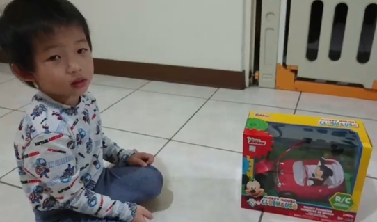 開烤Bar 炭火精品燒肉:高雄~開烤Bar 炭火精品燒肉‧異國精釀啤酒~夢幻銀河系星空~氣氛超好主題餐廳~