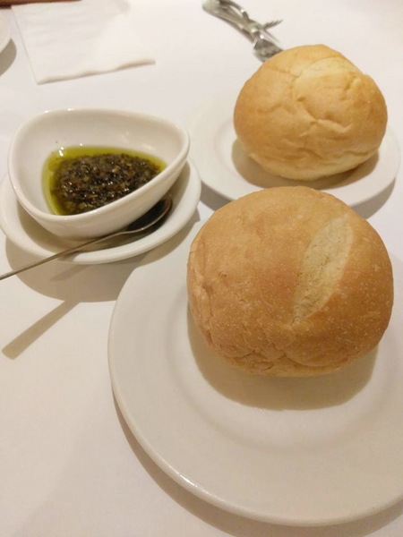 天母盛鑫食堂：天母盛鑫食堂-台中22年的西餐老店 主菜真的都很優  適合約會或是紀念日的餐廳