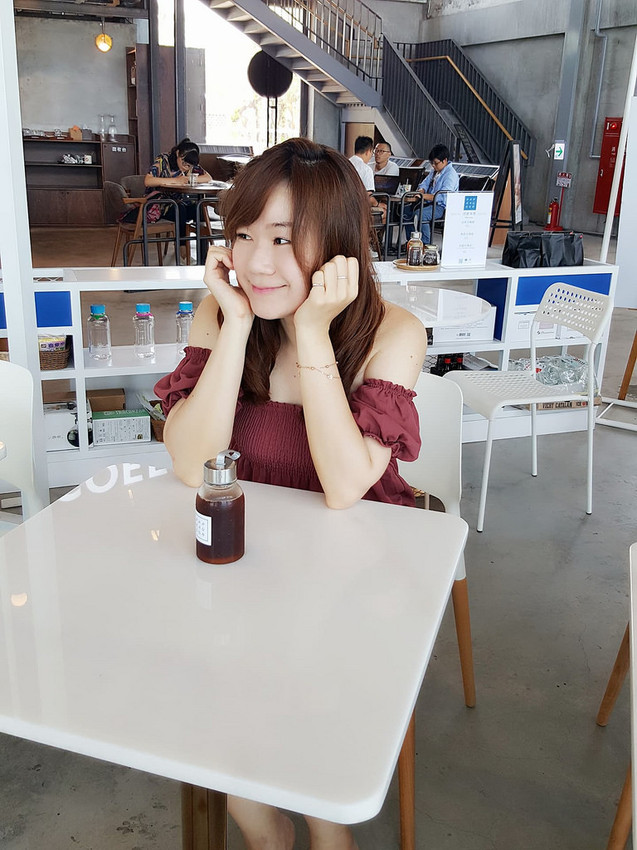 39023250_2040856576227956_1509704734238310400_n