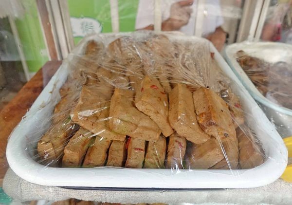 【台中美食】gai aa lobi 麻辣滷味(雞仔鴨仔滷味)-老闆級都推薦的頂級限量滷味