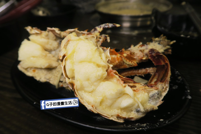 蘆洲火鍋 極禾優質鍋物蘆洲店 超值海陸雙人餐 龍蝦肉很緊實