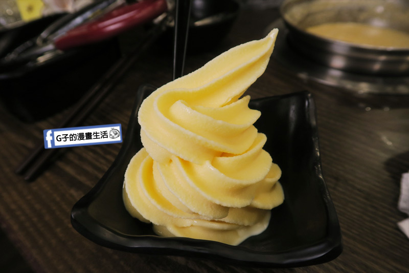 蘆洲火鍋 極禾優質鍋物蘆洲店 飯後甜點 霜淇淋