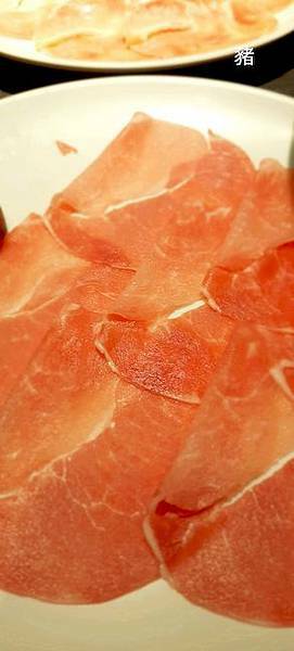 美食 ░ 高雄火鍋【舞古賀鍋物】bukogashabushabu瑞豐夜市頂級海鮮x高檔肉品和牛吃到飽,饕客們推廣的火鍋首選!