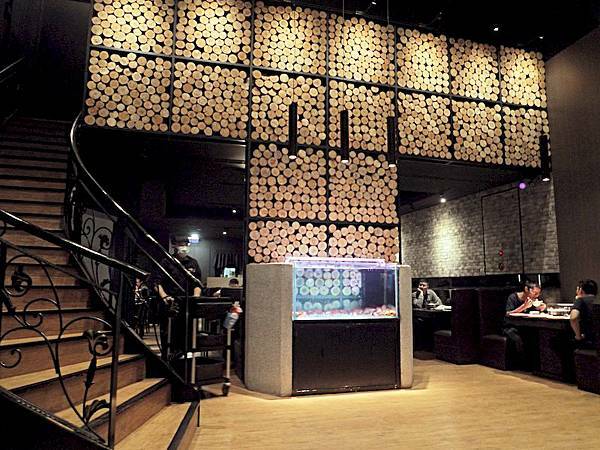 美食 ░ 高雄火鍋【舞古賀鍋物】bukogashabushabu瑞豐夜市頂級海鮮x高檔肉品和牛吃到飽,饕客們推廣的火鍋首選!