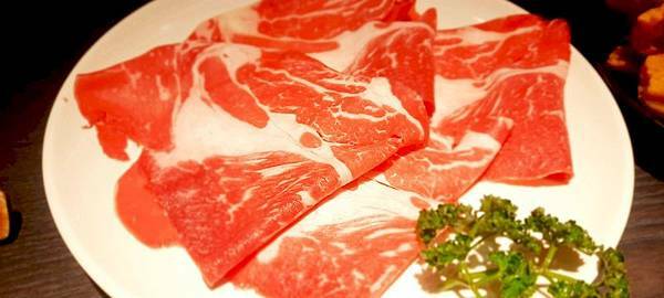 美食 ░ 高雄火鍋【舞古賀鍋物】bukogashabushabu瑞豐夜市頂級海鮮x高檔肉品和牛吃到飽,饕客們推廣的火鍋首選!