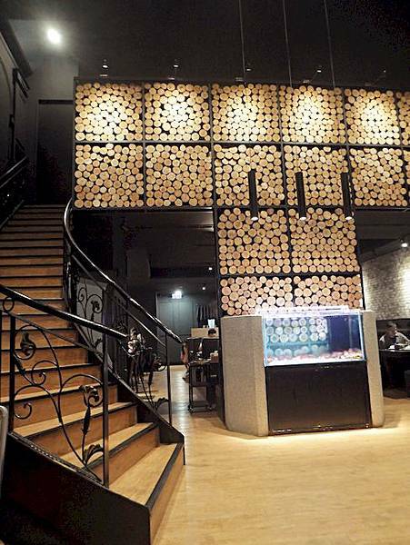 美食 ░ 高雄火鍋【舞古賀鍋物】bukogashabushabu瑞豐夜市頂級海鮮x高檔肉品和牛吃到飽,饕客們推廣的火鍋首選!