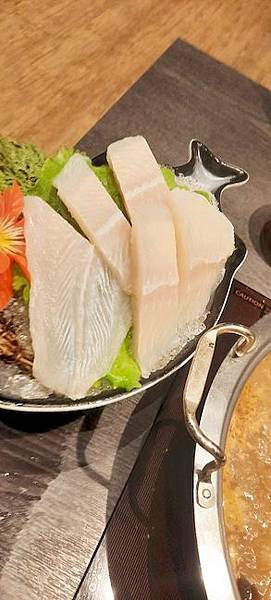 美食 ░ 高雄火鍋【舞古賀鍋物】bukogashabushabu瑞豐夜市頂級海鮮x高檔肉品和牛吃到飽,饕客們推廣的火鍋首選!