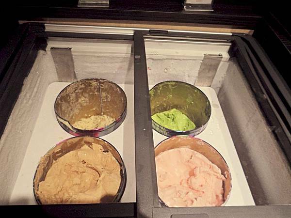 美食 ░ 高雄火鍋【舞古賀鍋物】bukogashabushabu瑞豐夜市頂級海鮮x高檔肉品和牛吃到飽,饕客們推廣的火鍋首選!