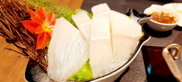 美食 ░ 高雄火鍋【舞古賀鍋物】bukogashabushabu瑞豐夜市頂級海鮮x高檔肉品和牛吃到飽,饕客們推廣的火鍋首選!