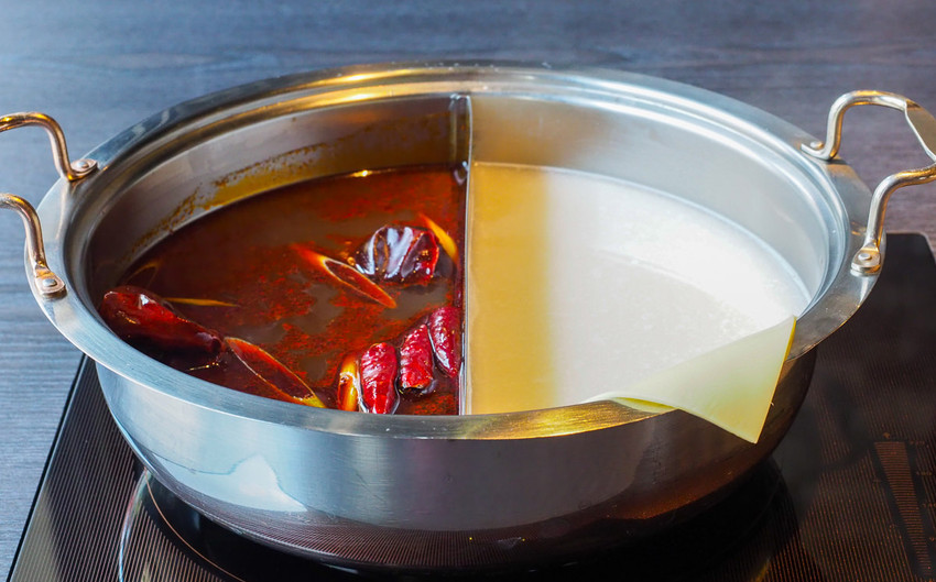 [高雄火鍋推薦]舞古賀鍋物專門店-平價爽吃高級肉和海鮮滿滿痛風蝦爆套餐 - 美食好芃友