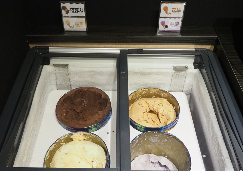 [高雄火鍋推薦]舞古賀鍋物專門店-平價爽吃高級肉和海鮮滿滿痛風蝦爆套餐 - 美食好芃友