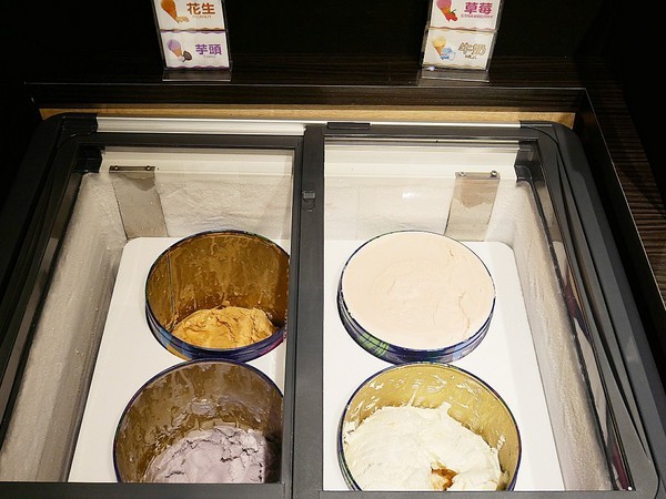 舞古賀鍋物專門店:舞古賀鍋物專門店-高雄鼓山巨蛋站海鮮火鍋 店內主打高檔食材 螃蟹和牛都享用得到 約會聚餐衝一波