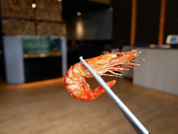 舞古賀鍋物專門店:舞古賀鍋物專門店-高雄鼓山巨蛋站海鮮火鍋 店內主打高檔食材 螃蟹和牛都享用得到 約會聚餐衝一波