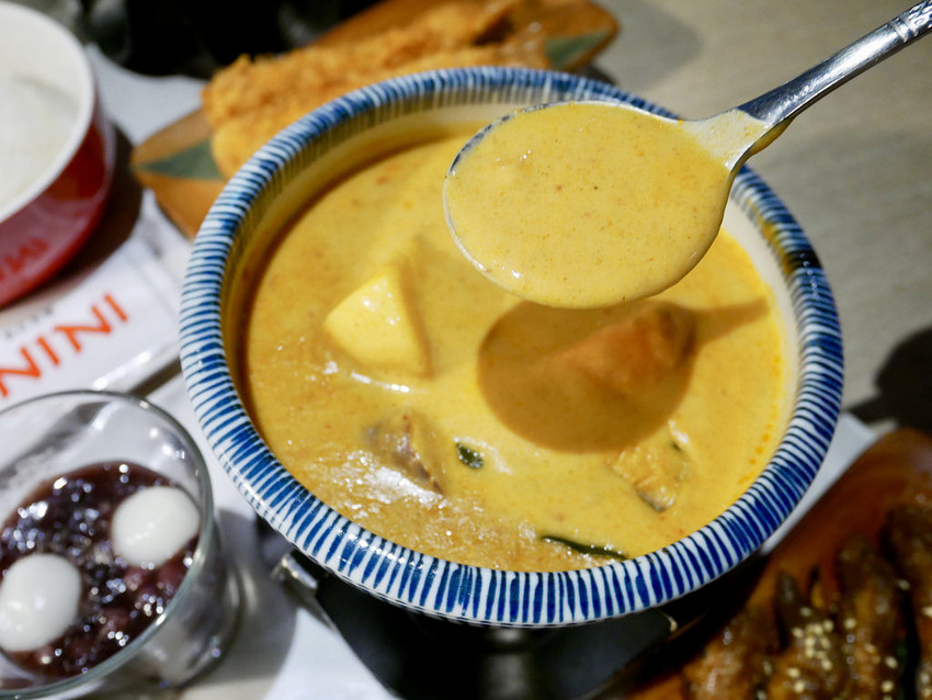 [台北松山] 大人小孩都會喜歡的樂の神仙咖喱 / HELLO KITTY作陪太可愛