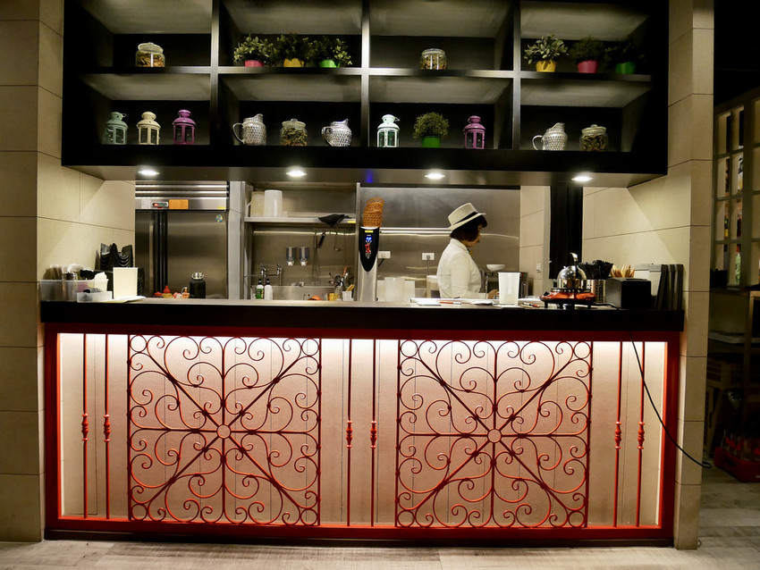 [台北松山] 大人小孩都會喜歡的樂の神仙咖喱 / HELLO KITTY作陪太可愛