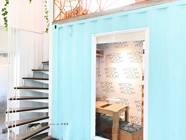 【台中 霧峰】WOOH WOOH WOOH 🎀 位在霧峰國小對面,可愛粉色貨櫃屋,內有3D立體彩繪,高人氣拍照熱點,寵物友善餐廳,餐點表現不錯,尤其採用有機生菜,新鮮吃的到~