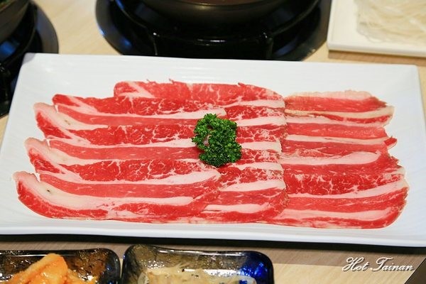 老北京香辣乾鍋:【台南美食】新店報報~最不一樣的一鍋二吃新選擇:老北京香辣乾鍋