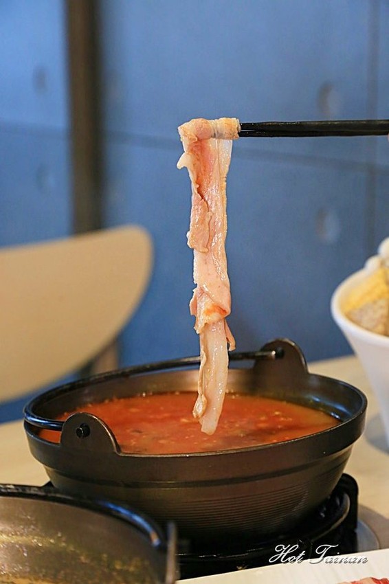 老北京香辣乾鍋:【台南美食】新店報報~最不一樣的一鍋二吃新選擇:老北京香辣乾鍋