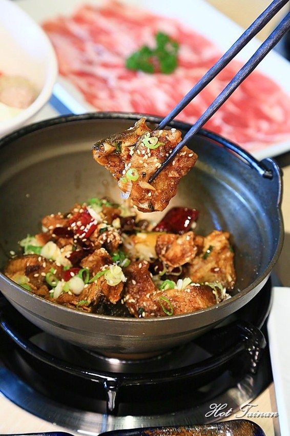 老北京香辣乾鍋:【台南美食】新店報報~最不一樣的一鍋二吃新選擇:老北京香辣乾鍋