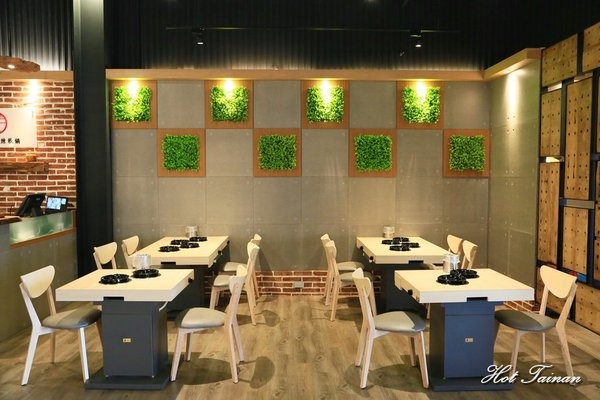 老北京香辣乾鍋:【台南美食】新店報報~最不一樣的一鍋二吃新選擇:老北京香辣乾鍋