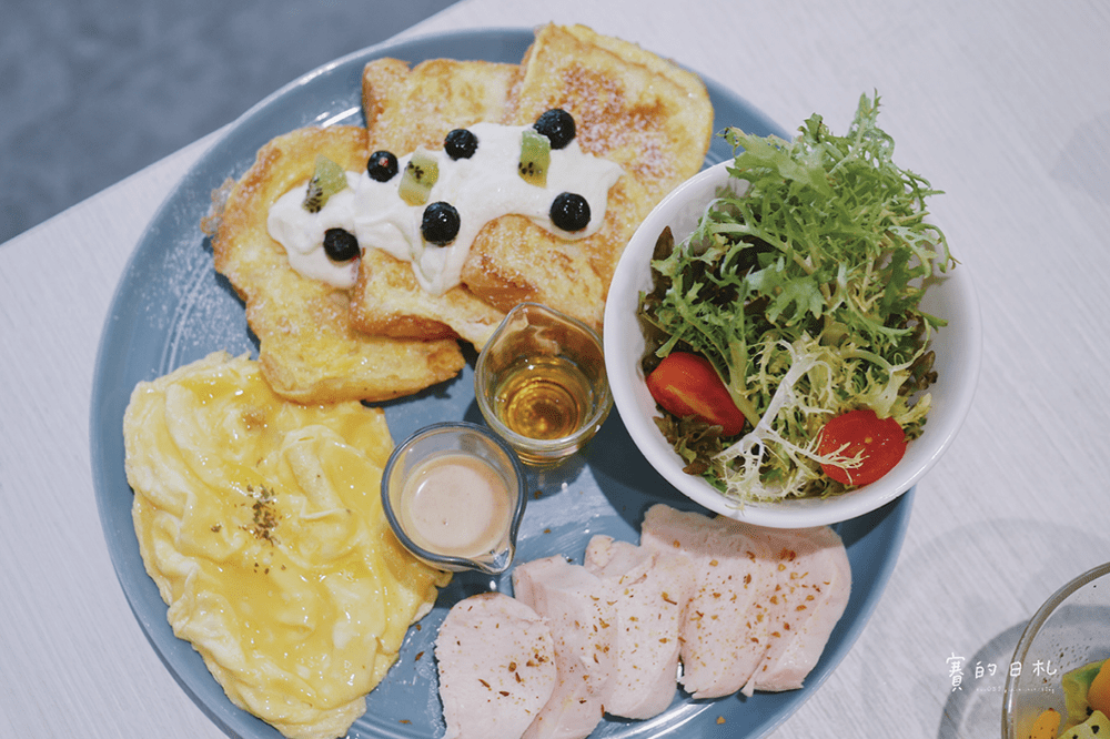 台中南屯早午餐 南屯美食 台中美食 台中早餐 Chow chow 巧巧咖啡 賽的日札 23-min.png