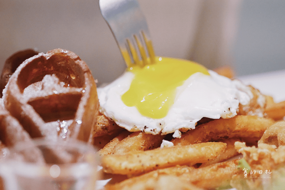 台中南屯早午餐 南屯美食 台中美食 台中早餐 Chow chow 巧巧咖啡 賽的日札 18-min.png