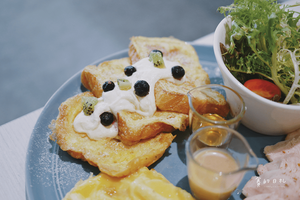 台中南屯早午餐 南屯美食 台中美食 台中早餐 Chow chow 巧巧咖啡 賽的日札 24-min.png